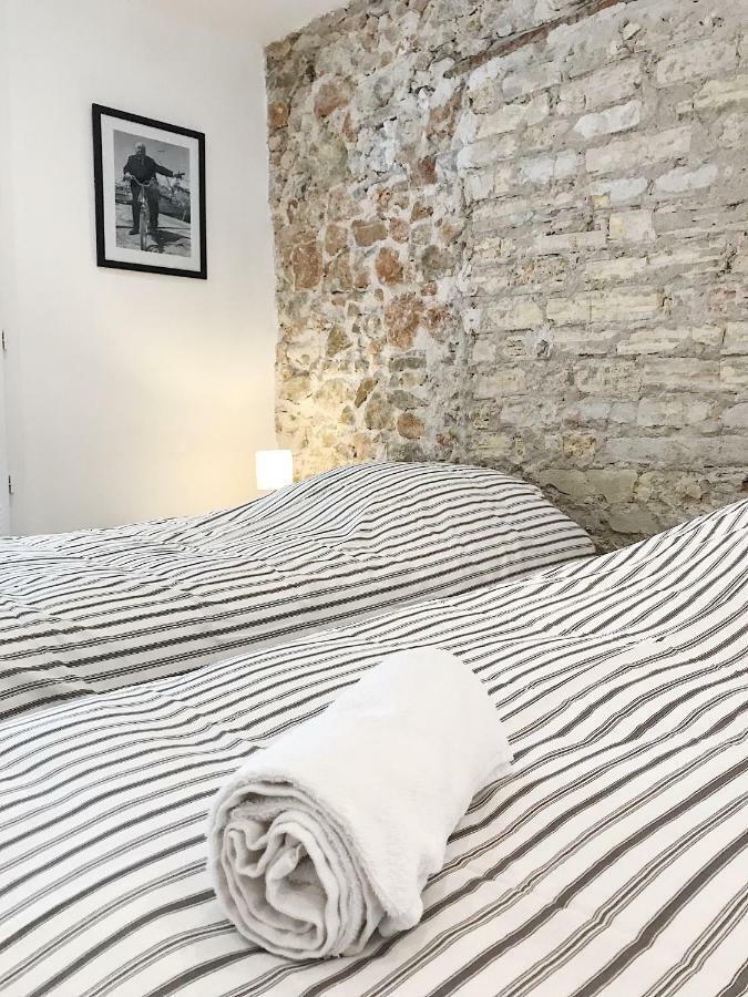 Carre D'or Apartment