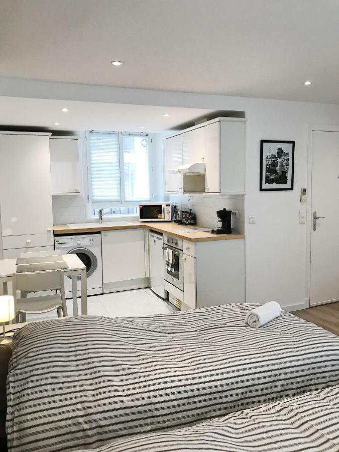 Carre D'or Apartment *